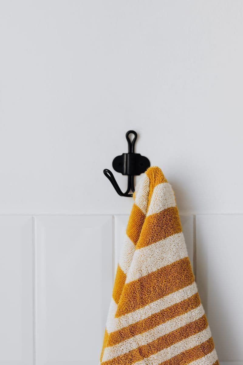 Hooks & Hangers