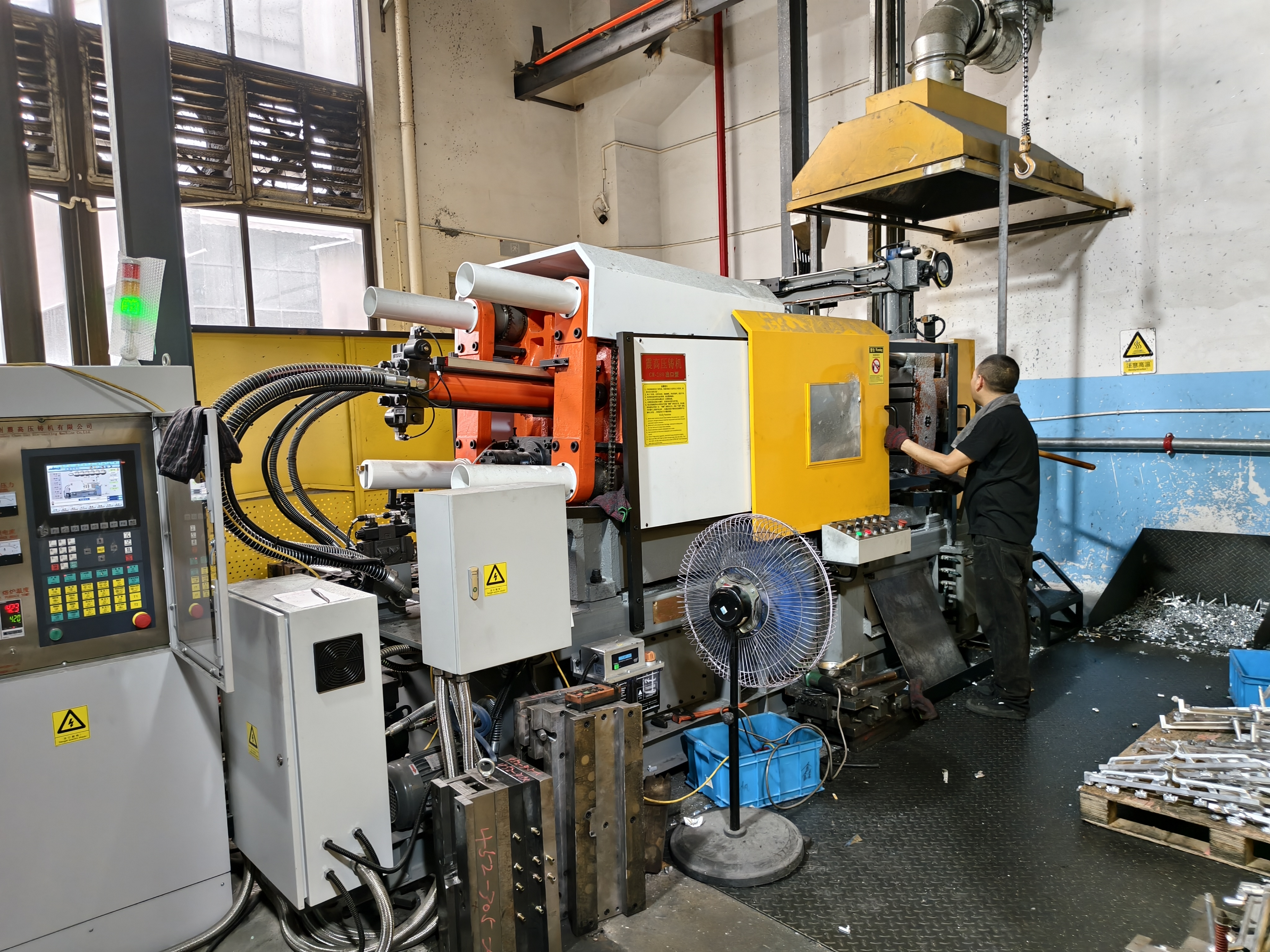 Die-casting equipment and production station